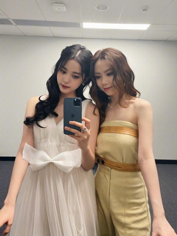 大灣區中秋晚會世紀大同框,網友:六公主專治各種矯情 大灣區中秋晚會世紀大同框,網友:六公主專治各種矯情