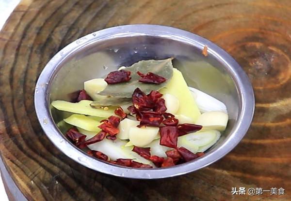 燉牛肉需要先焯水嗎，廚師長介紹詳細步驟，鮮嫩入味，湯汁鮮美