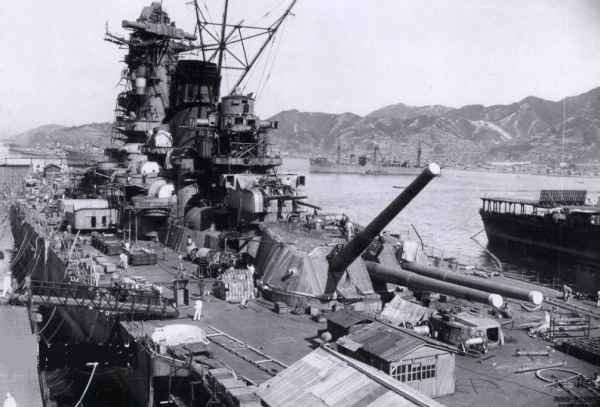 1949年紫石英號遭炮轟，英國要報復，毛主席：丘吉爾，你報復什麼