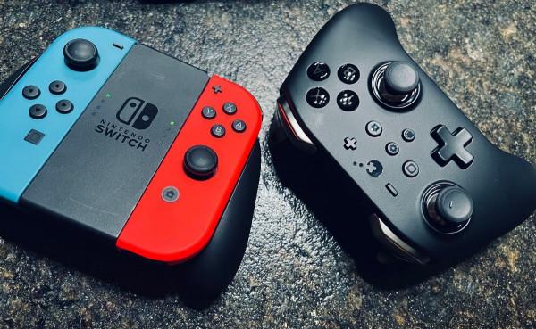 穀粒金剛2 Pro遊戲手柄，帶你感受搖桿玩遊戲的樂趣