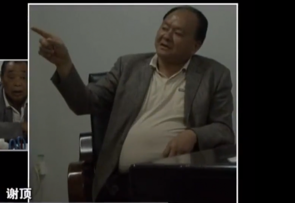 2014年兩禿頭男子闖入監獄，自稱聯合國專員，掏出紅標頭檔案要提人