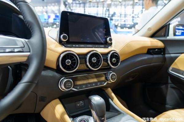 日系老將ro國產新秀?軒逸對比星瑞,15萬預算選誰更合適 日系老將ro國產新秀?軒逸對比星瑞,15萬預算選誰更合適