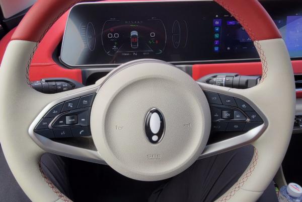 再試尤拉好貓：「油電之爭」的本質，其實更像手機與相機的競爭？