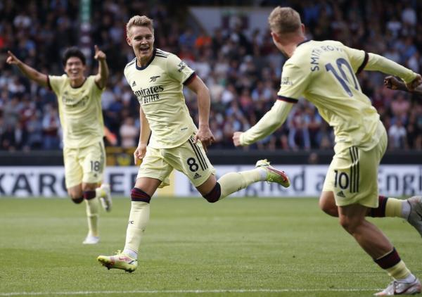 1-0！阿爾特塔率隊兩連勝，皇馬棄將世界波，阿森納門神屢次救險