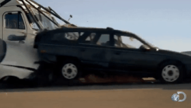 30張圖看奇妙世界，荷蘭街頭另類建築，女子用舌頭停風扇