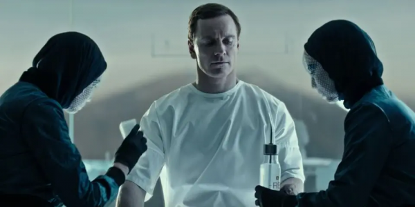 揭秘《異形》系列中的仿生人大衛究竟在想什麼？