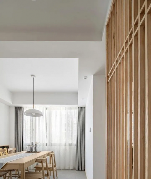 125平三居室,懸吊式電視背景牆、主臥隱藏衣帽間,極有個性 125平三居室,懸吊式電視背景牆、主臥隱藏衣帽間,極有個性