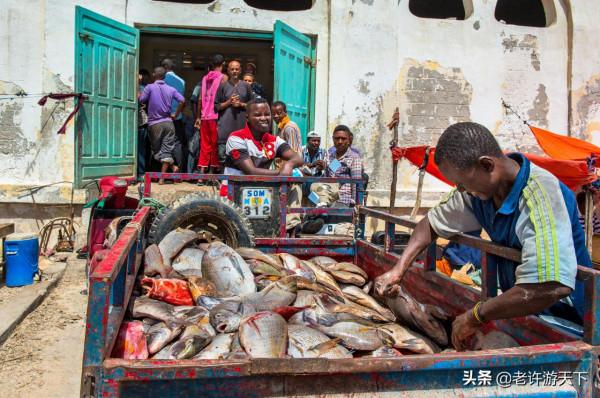 世界上最窮的10個國家，全在非洲，人均不足1美元的日子怎麼過？