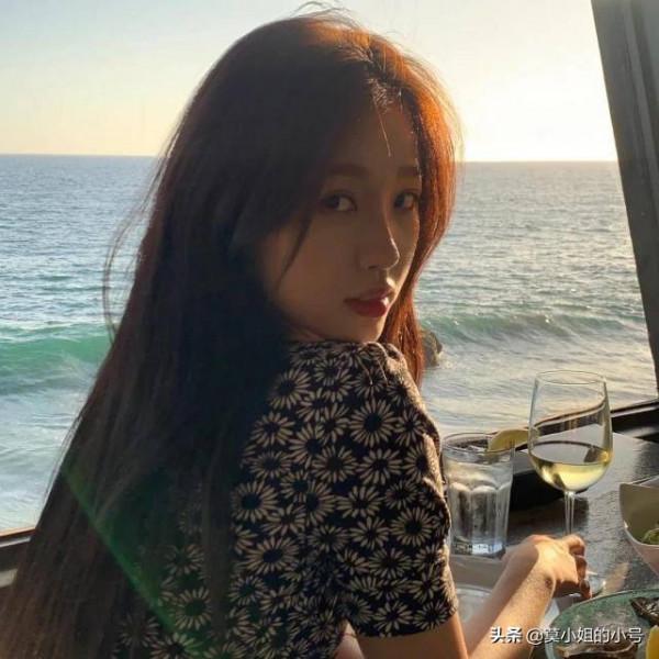 娛樂圈公認的7位富二代女星：最大的42歲，姚安娜想靠演技出圈