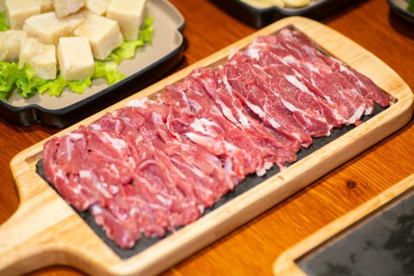 秋天抵禦寒冷的“秘密武器”！（煙囪銅鍋涮肉）