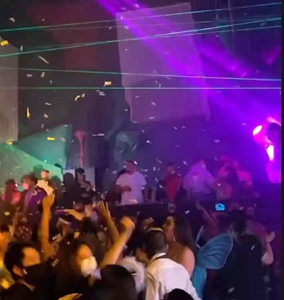 赴美留學生家長“疫情煎熬記”:想讓孩子呆在國外 又怕感染新冠 赴美留學生家長“疫情煎熬記”:想讓孩子呆在國外 又怕感染新冠