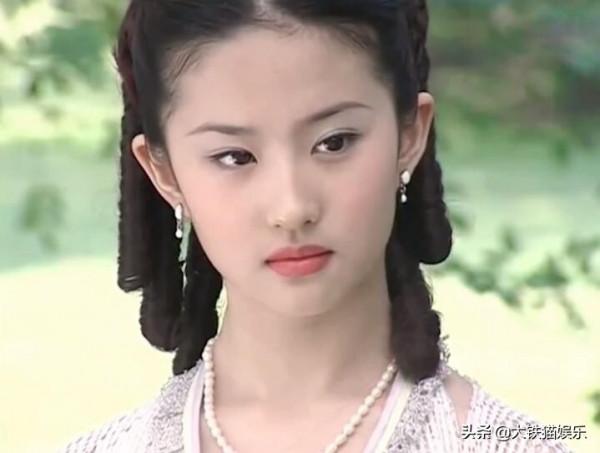 牙齒醜，也不影響成為美人的8大女星，現代人為何不能容忍瑕疵了