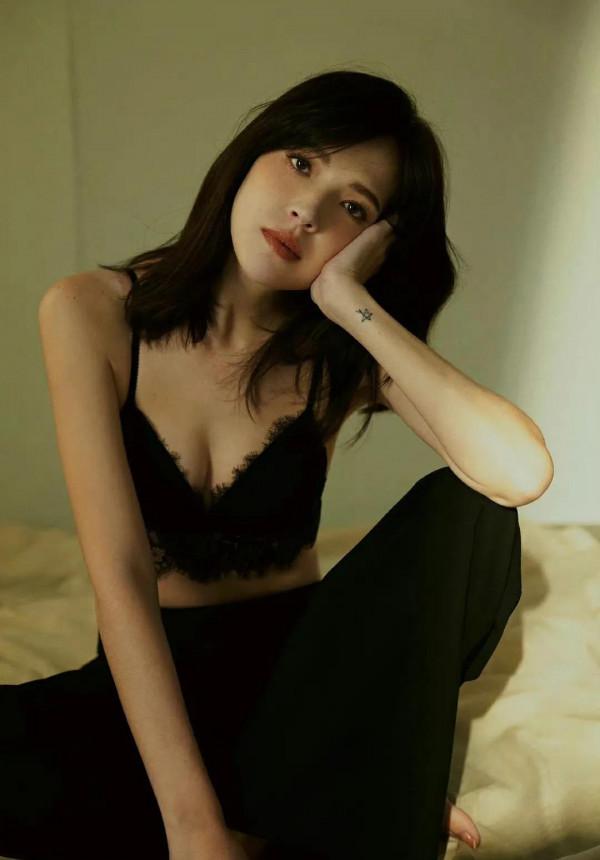 許瑋甯氣質真的好純，難怪邱澤不介意她是二婚