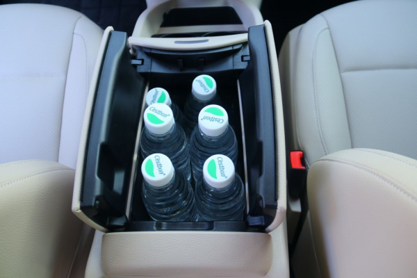 3430mm軸距+空氣懸掛 三排均可葛優癱 賓士V 260 L空間評測