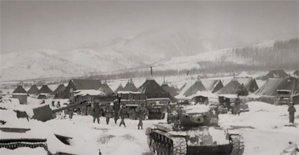 志願軍餓著肚子,讓美軍吃掉幾個熟土豆,卻意外地為我軍立下大功 志願軍餓著肚子,讓美軍吃掉幾個熟土豆,卻意外地為我軍立下大功