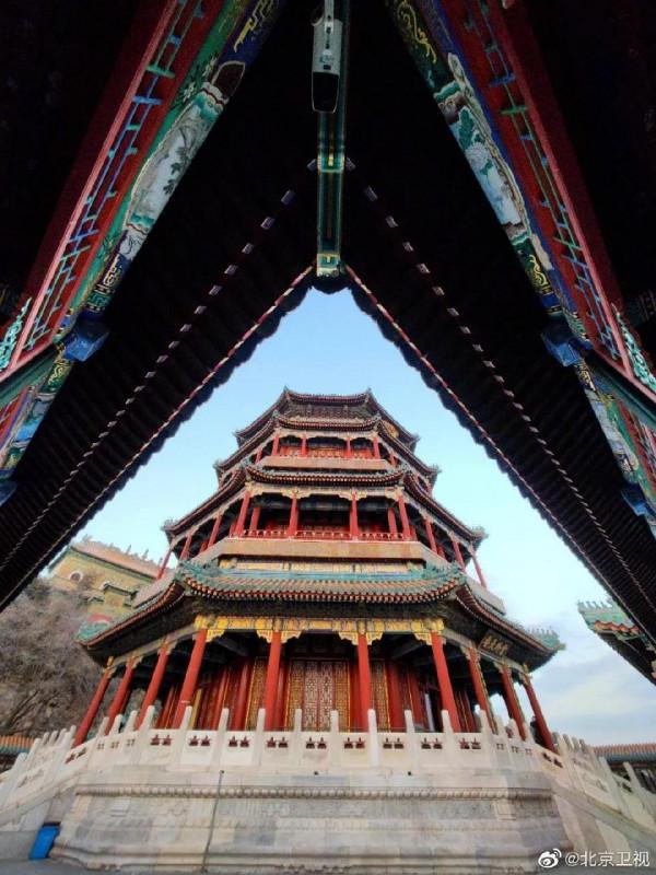 頤和園當之無愧的中心佛香閣