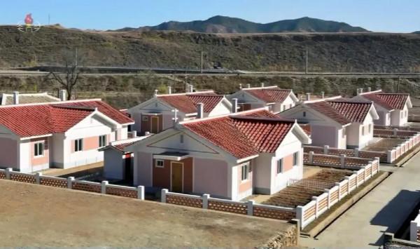 朝鮮新農村住宅建設