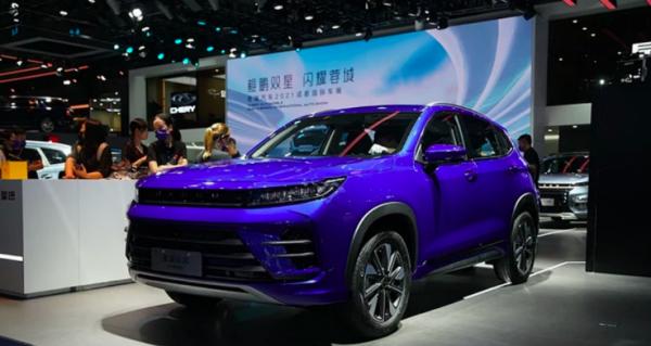 實拍新款星途追風,11.19萬起售+5車齊發,還有12.3英寸雙聯屏 實拍新款星途追風,11.19萬起售+5車齊發,還有12.3英寸雙聯屏