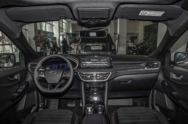 實拍福特銳際，百公里加速7.5秒，起售16.98萬標配2.0T引擎！