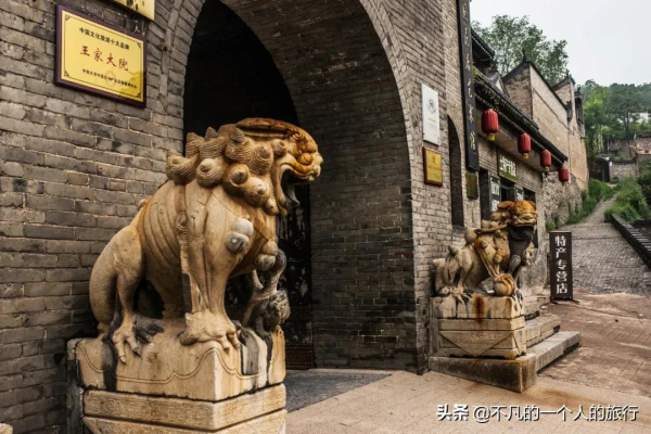 中國最大私人豪宅，歷經300年建成，比故宮大10萬㎡，處處是珍寶