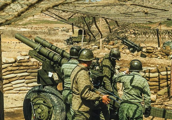 志願軍休整途中，師長聽到炮聲，自作主張打阻擊，拯救10萬友軍