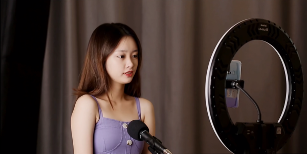 直播間用的燈光為什麼打在臉上沒有影子? 直播間用的燈光為什麼打在臉上沒有影子?