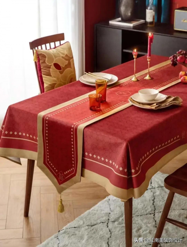 除了貼對聯，還有哪些可以增添居家新年喜慶氣息？