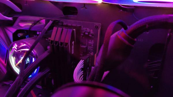 給機箱換個亞克力側板，換四條記憶體，順便折騰Ramdisk