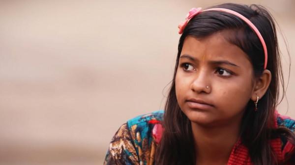 遙遠的印度村莊裡,藏著化妝品行業最黑暗的秘密 遙遠的印度村莊裡,藏著化妝品行業最黑暗的秘密