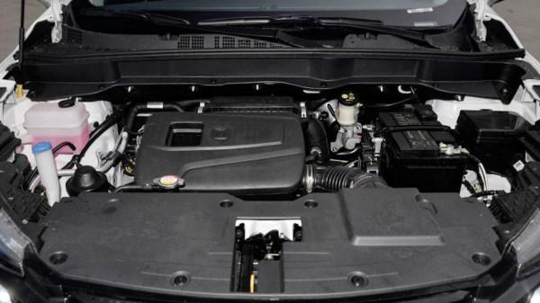 外觀時尚的小型SUV，頂配才7.69萬元