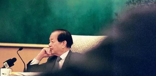 李肇星首次見錢其琛,脫口而出:錢司長好!辦公室內鬨堂大笑 李肇星首次見錢其琛,脫口而出:錢司長好!辦公室內鬨堂大笑