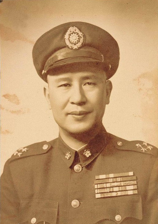 毛主席《論持久戰》發表後，白崇禧總結了兩句話，深得蔣介石贊同