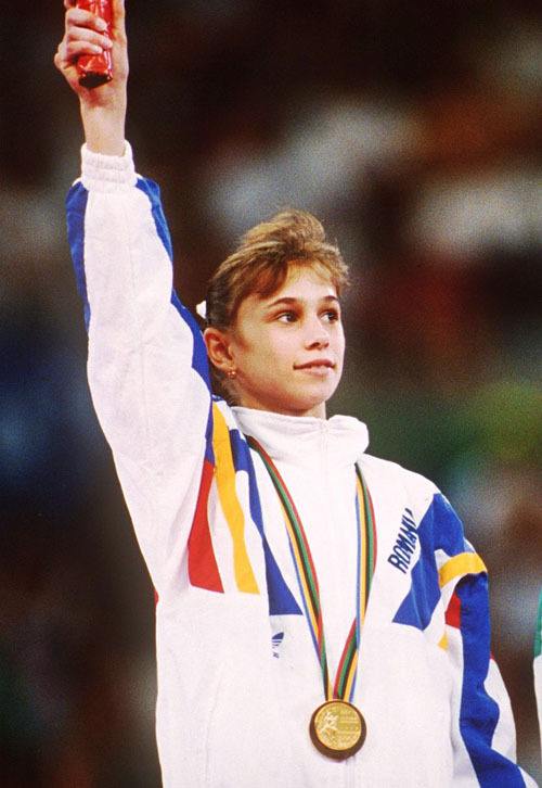 偉大的母愛：體操奧運冠軍為幫女兒籌集手術費去日本下海拍片