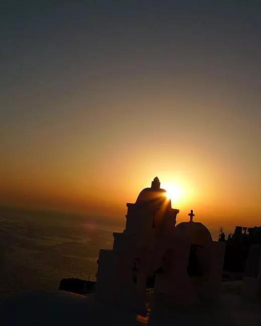 你見過海水、藍天和白雲建造的房子嗎？