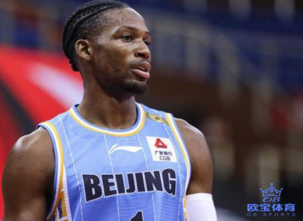 進攻組織兩手抓，備胎外援已獲雅尼斯信任，林書豪真要讓賢了？