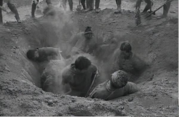 1949年，重慶商販街頭撿個小孩，看報紙才知道是渣滓洞倖存者