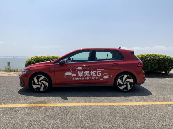 賽道體驗第八代高爾夫GTI：快得有血有肉有靈魂