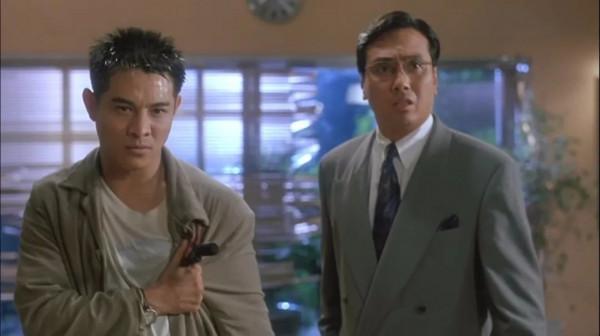 扮酷耍帥就別演軍人，看看這7位男星的表演