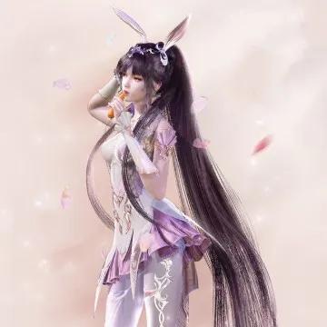 給大家分享幾張斗羅大陸桌布，超級美！比比東，小舞大長腿