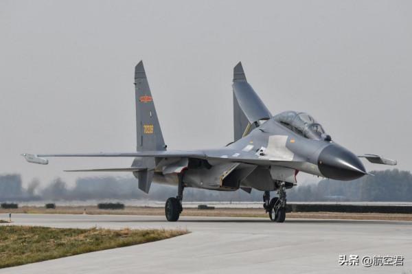 殲-10效能不足，FC-31遲遲未能定型，殲-11的接班人在哪裡