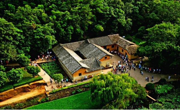 上海姑娘嫁給副部長，7年後丈夫突然坦白：其實我是毛主席的堂弟