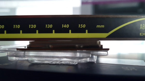 實打實降低 5 度 給十二代酷睿散熱做個小改動