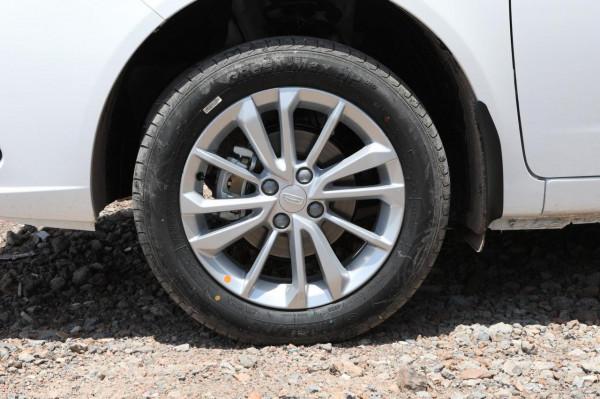 吉利遠景：搭載1.5L的發動機，價格4.99萬起