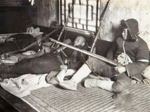 53歲軍醫少將去世,張掖一老農感嘆性命難保,5年後他果然被槍斃 53歲軍醫少將去世,張掖一老農感嘆性命難保,5年後他果然被槍斃