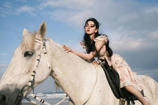 宋祖兒近期穿搭