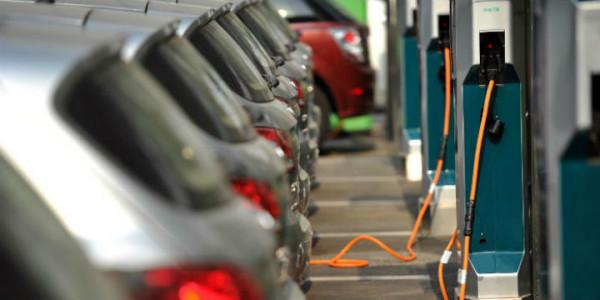 新能源汽車專屬商業保險出爐！保險責任大擴容