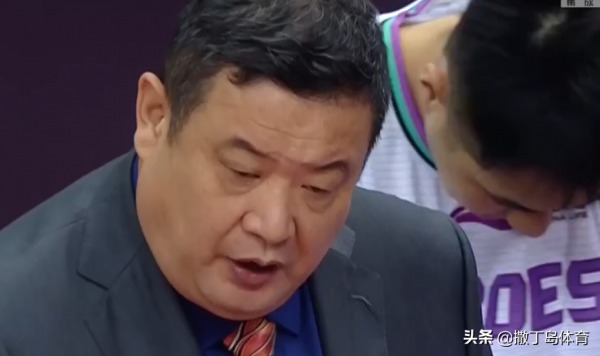 CBA山東戰同曦評分:兩將滿分四人不及格,替補席難堪大任 CBA山東戰同曦評分:兩將滿分四人不及格,替補席難堪大任