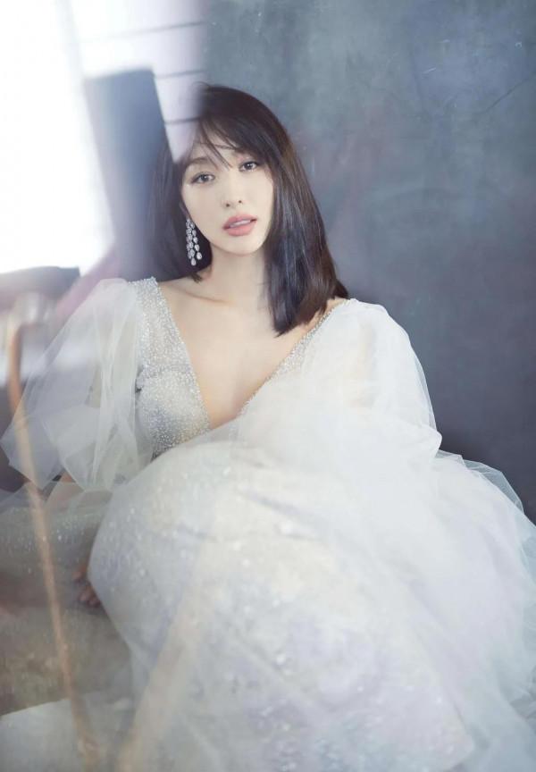 李菲兒，演員、歌手