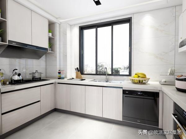 做雙衛浴+大浴缸，全屋家務塞1個地方搞定！這家人真會享受