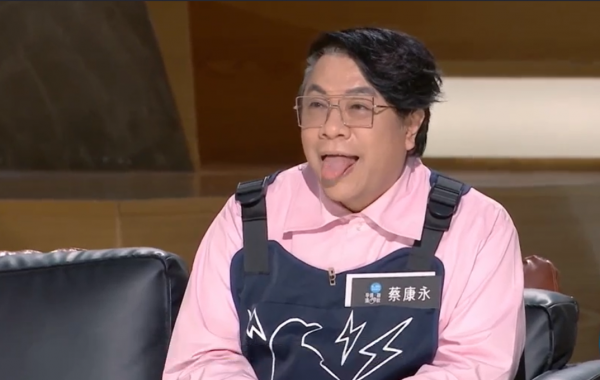 李誠儒在節目中批蔡康永！稱作品太爛浪費演員，表情嚴肅場面尷尬